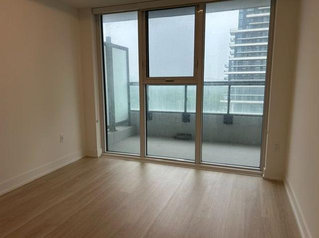For Lease 30 Inn On The Park Drive Unit# 912, Toronto, Ontario