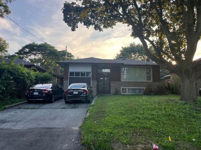 For Lease 30 Moynes Avenue, Toronto, Ontario