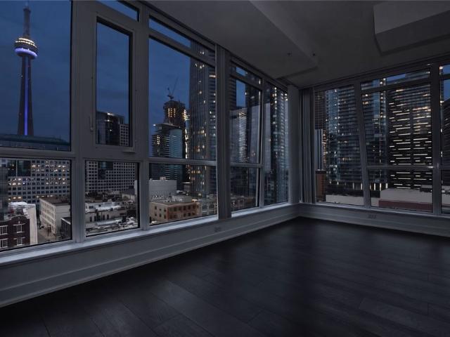 For Lease 30 Nelson Street Unit# 1107, Toronto, Ontario