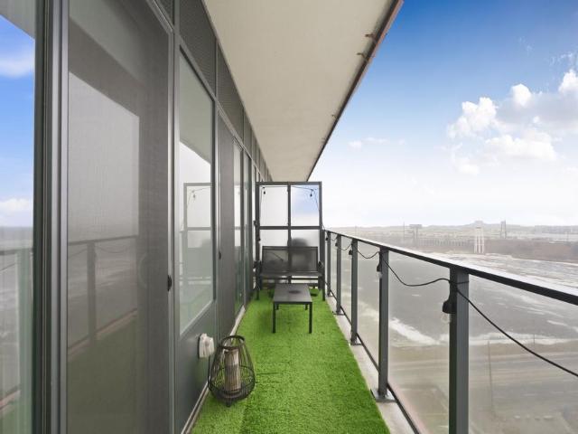 For Lease 30 Shore Breeze Drive Unit# 1414, Toronto, Ontario