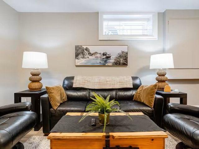 For Lease 30 Rhydwen Avenue Unit# Lower, Toronto, Ontario