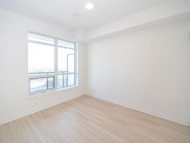 For Lease 30 Upper Mall Way Unit# 1408, Vaughan, Ontario