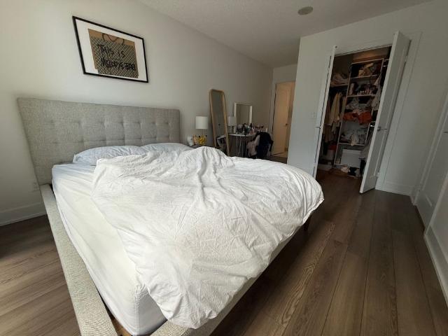For Lease 318 Richmond Street Unit# 911, Toronto, Ontario