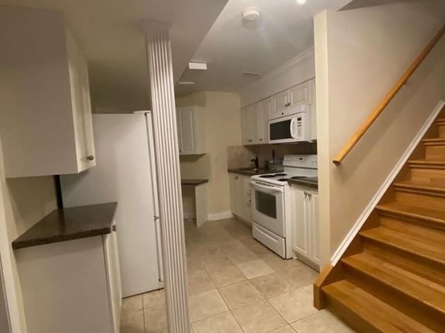 For Lease 3197 Oakview Road, Mississauga, Ontario