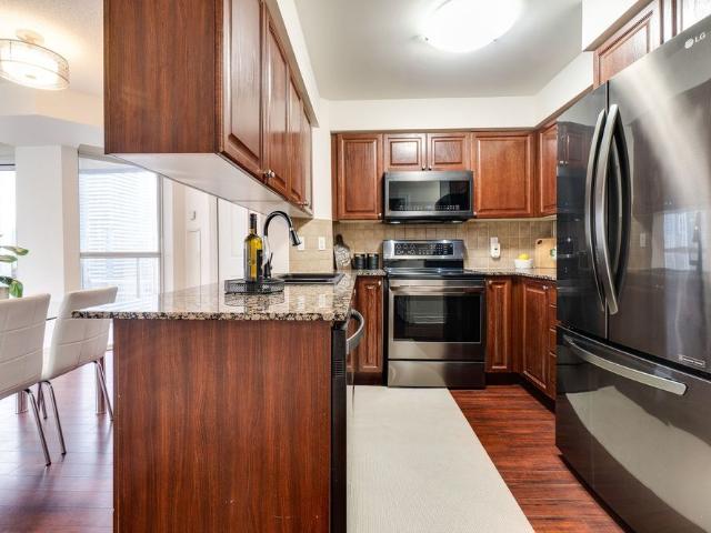 For Lease 310 Burnhamthorpe Road Unit# 1713, Mississauga, Ontario