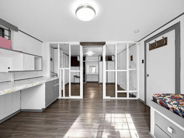 For Lease 310 East Avenue, Toronto, Ontario