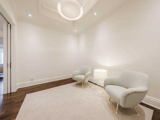 For Lease 311 Bay Street Unit# 3706, Toronto, Ontario
