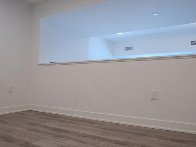 For Lease 312 Erb Street Unit# 105, Waterloo, Ontario