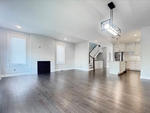 For Lease 312 WIGWAS Street, Manor Park Cardinal Glen and Area, Ontario