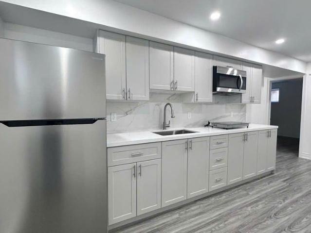 For Lease 3137 Sunnyhill Drive Unit# Basement 2, Mississauga, Ontario