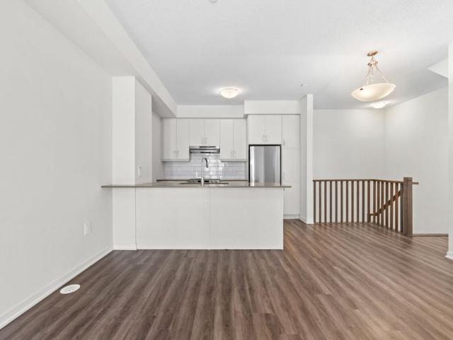 For Lease 31 Honeycrisp Crescent Unit# 57, Vaughan, Ontario