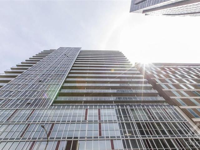 For Lease 324 Laurier Avenue Unit# 1404, Ottawa Centre, Ontario