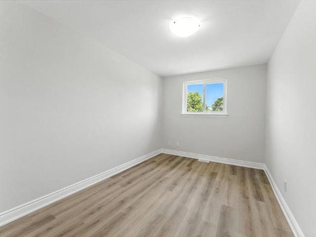 For Lease 325 Banff Avenue, Oshawa, Ontario