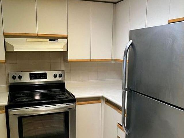 For Lease 325 Webb Drive Unit# 808, Mississauga, Ontario