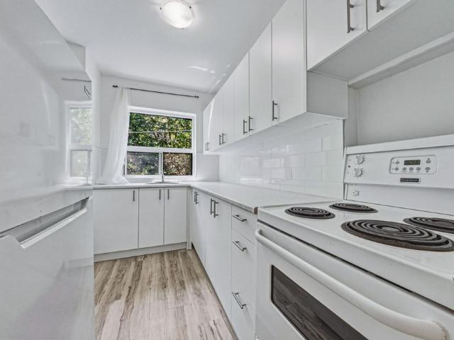 For Lease 325A James Street Unit# 401, Hamilton, Ontario