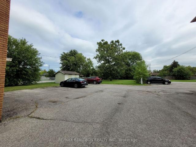 For Lease 327 Glenridge Avenue Unit# 2, St. Catharines, Ontario