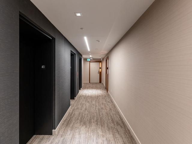 For Lease 327 King Street Unit# 4106, Toronto, Ontario