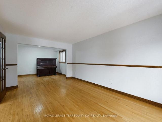 For Lease 327a Beechgrove Drive, Toronto, Ontario