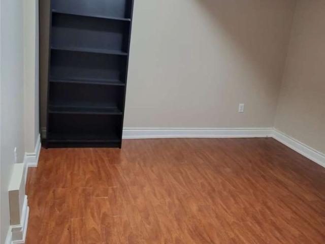 For Lease 3283 Tacc basement Drive, Mississauga, Ontario