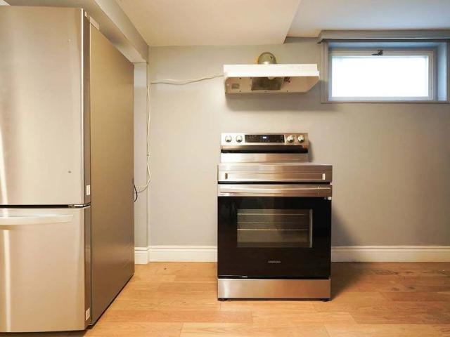 For Lease 328 Moore Park Avenue Unit# Lower, Toronto, Ontario
