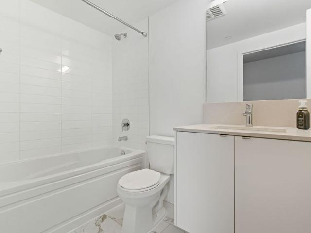 For Lease 3200 Dakota Common Unit# B706, Burlington, Ontario