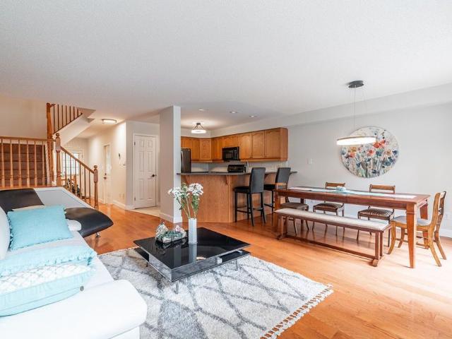 For Lease 320 AMBLESIDE Drive Unit# 30, London North, Ontario