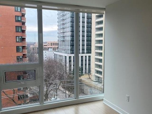 For Lease 320 Tweedsmuir Avenue Unit# 611, Toronto, Ontario