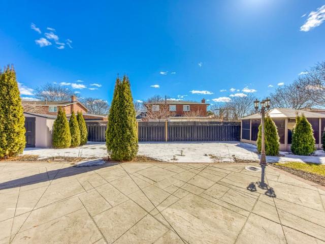 For Lease 322 mary Street, Oakville, Ontario
