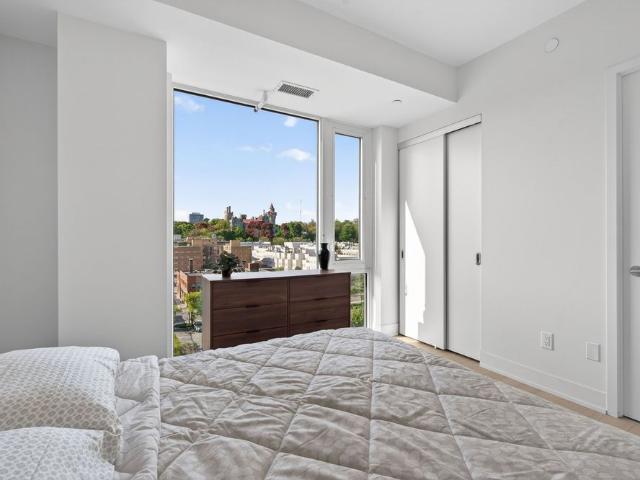 For Lease 322 Dupont Street Unit# 806, Toronto, Ontario