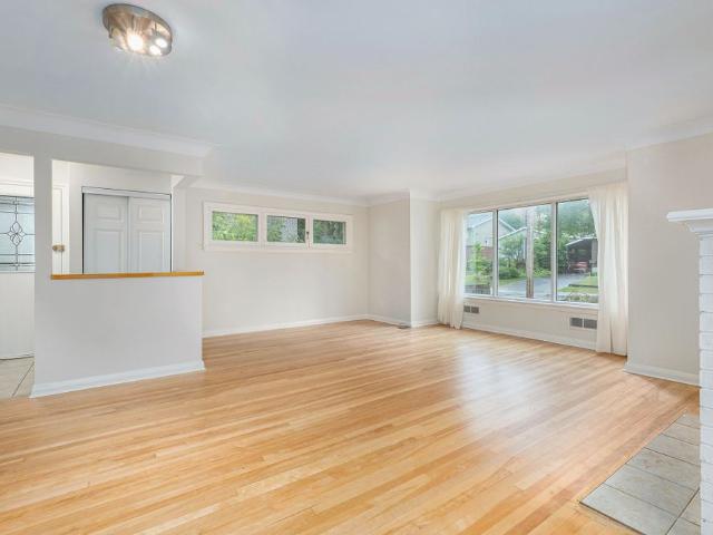 For Lease 323 Lanark Avenue, Westboro Hampton Park, Ontario