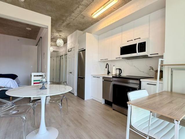 For Lease 32 Camden Street Unit# 706, Toronto, Ontario