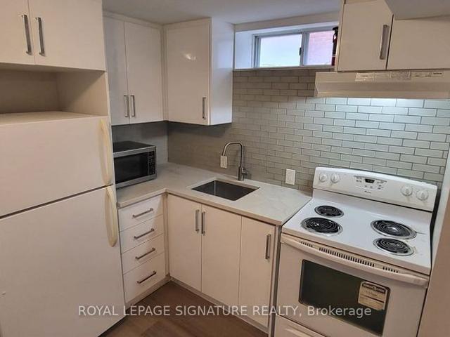 For Lease 32 Albion Street Unit# BSMT, Kitchener, Ontario