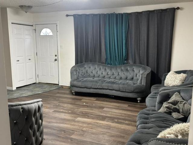 For Lease 32 Elvira Crescent Unit# Main & 2nd, London South, Ontario