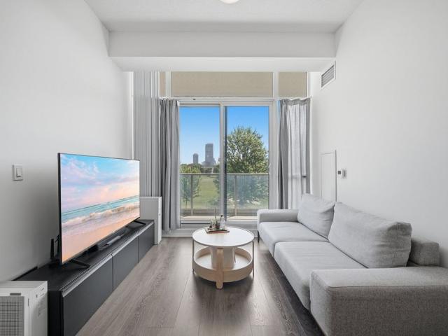 For Lease 32 Forest Manor Road Unit# 207, Toronto, Ontario