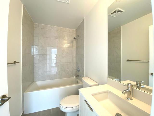 For Lease 32 Forest Manor Road Unit# 2202, Toronto, Ontario