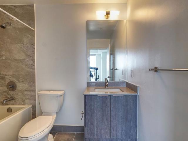 For Lease 32 Forest Manor Road Unit# 2211, Toronto, Ontario