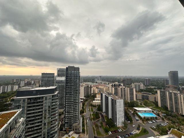 For Lease 32 Forest Manor Road Unit# 3003, Toronto, Ontario