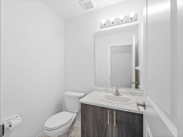 For Lease 32 Ingle Way, Kawartha Lakes, Ontario