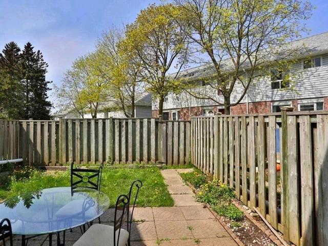 For Lease 32 Mowat Boulevard Unit# 38, Kitchener, Ontario