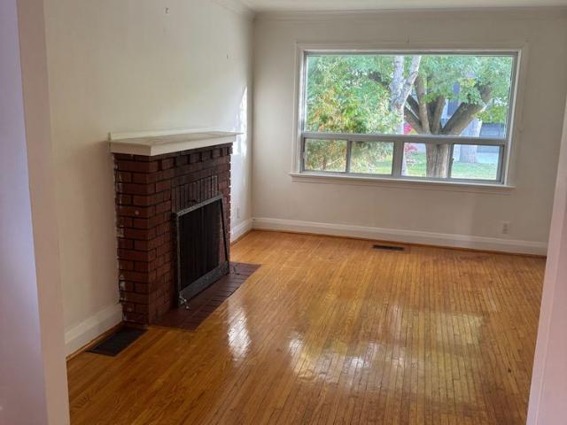 For Lease 32 Newton Drive, Toronto, Ontario