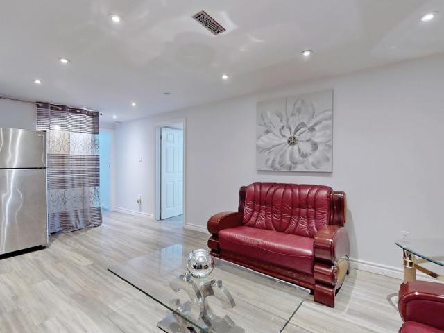 For Lease 32 Subrisco Avenue Unit# Bsmt, Richmond Hill, Ontario