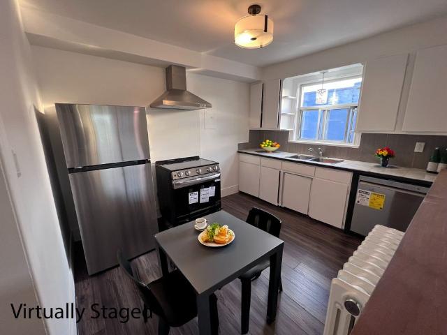 For Lease 3351 Lakeshore Boulevard Unit# 1, Toronto, Ontario
