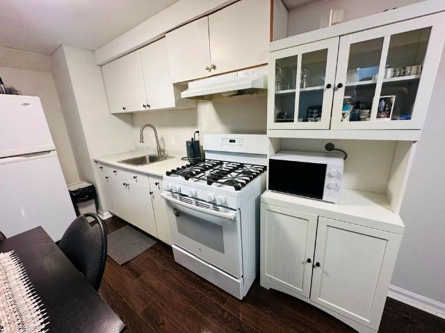 For Lease 3398 Crimson King Circle Unit# Basement, Mississauga, Ontario