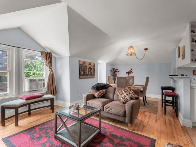 For Lease 339 Chapel Street Unit# 3, Lower Town Sandy Hill, Ontario