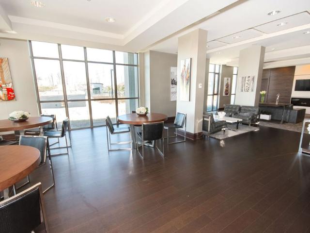 For Lease 339 Rathburn Rd Road Unit# 705, Mississauga, Ontario