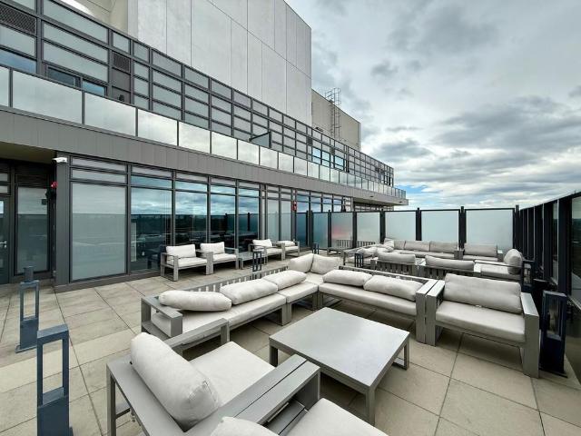 For Lease 330 Richmond Street Unit# 1607, Toronto, Ontario
