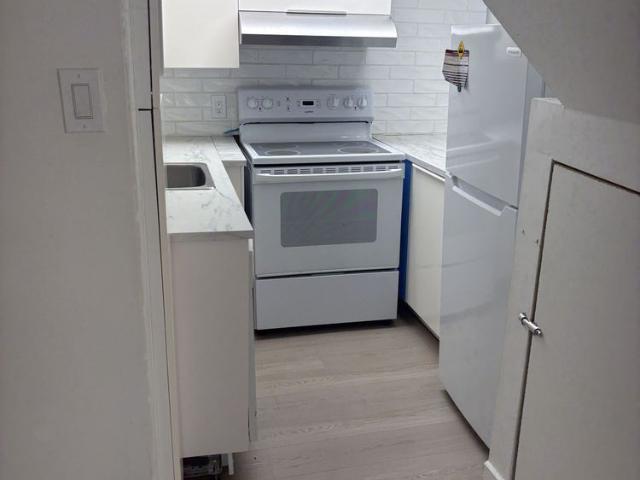 For Lease 330 St Clair Avenue Unit# Lower, Toronto, Ontario