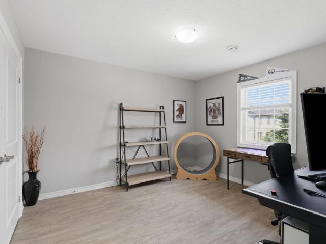 For Lease 3320 Meadowgate Boulevard Unit# 124, London South, Ontario