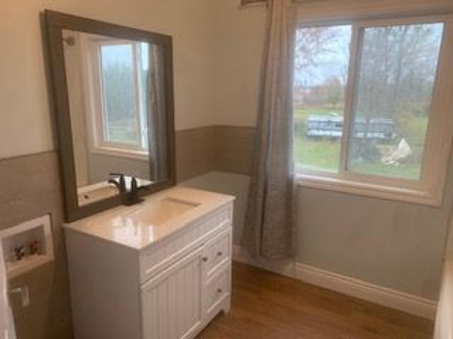 For Lease 33266 Pettit Road Unit# Upper Unit #1, Wainfleet, Ontario