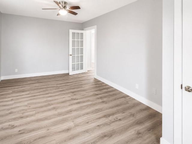 For Lease 332 Shakespeare Street Unit# 1, Vanier and Kingsview Park, Ontario